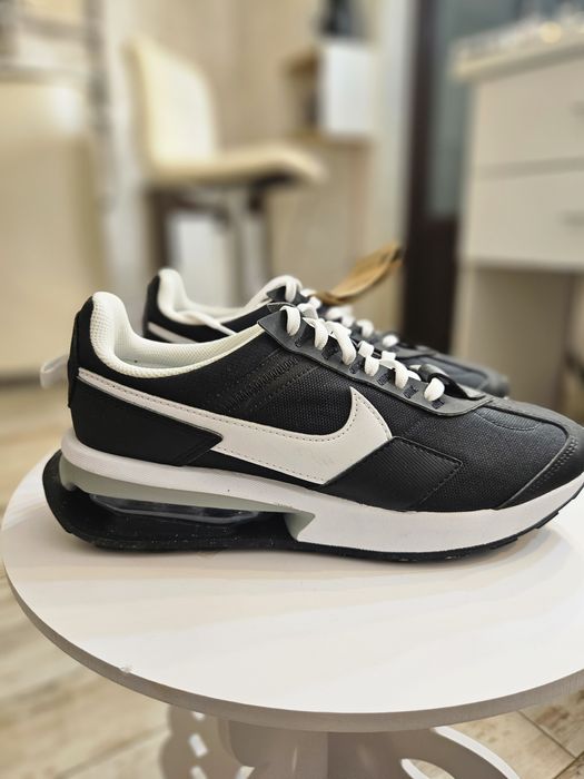 Nike Air Max Pre-Day (noi, mărimea 40.5)