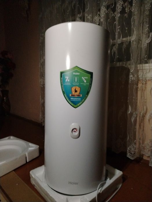 Аристан Haier производство Германия 80 литровый