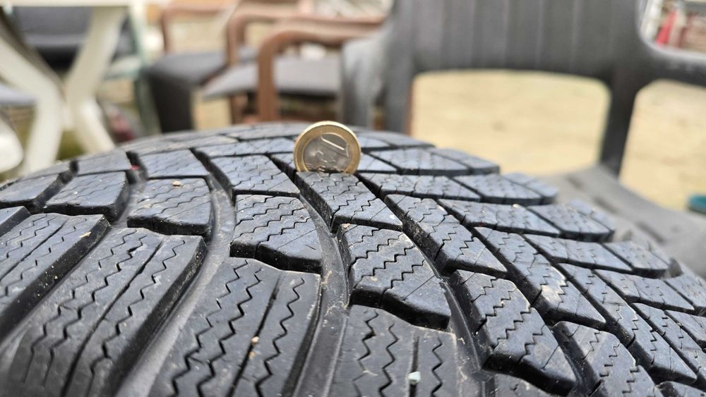 Зимни гуми Bridgestone BLIZZAK LM005 225/45 R18 95V Runflat – 3 бр.