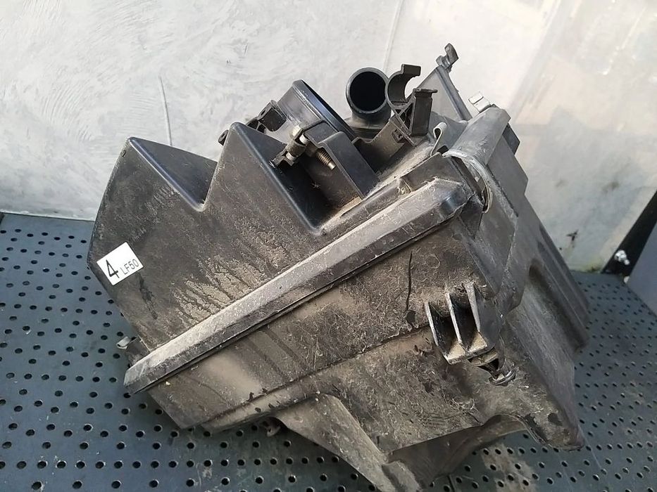 Carcasa filtru aer 1.8 b mazda 5 4lf50