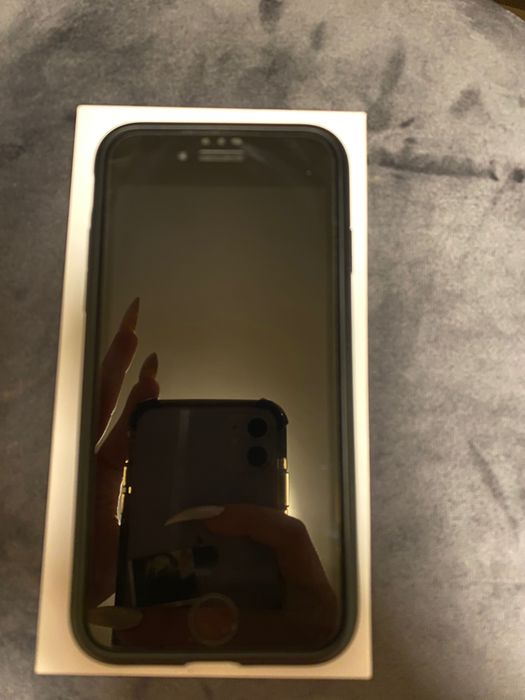 Iphone SE 2020 black ,128GB