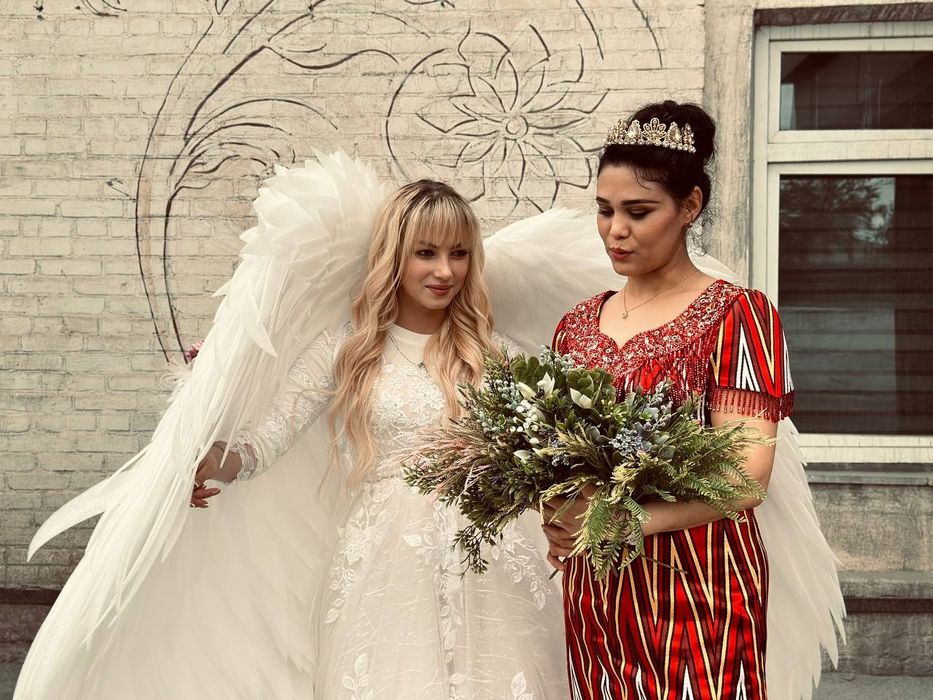 Очень красивые крылья ангела