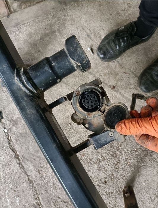 Cârlig : A3, Golf 4, Octavia, bluza tok