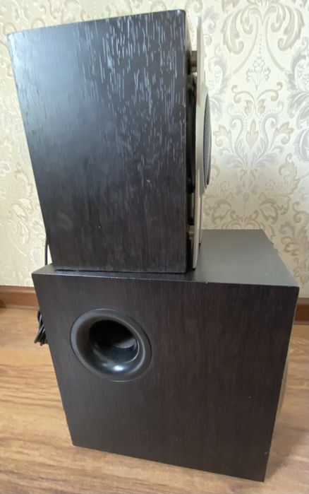 Колонки с сабвуфером Microlab