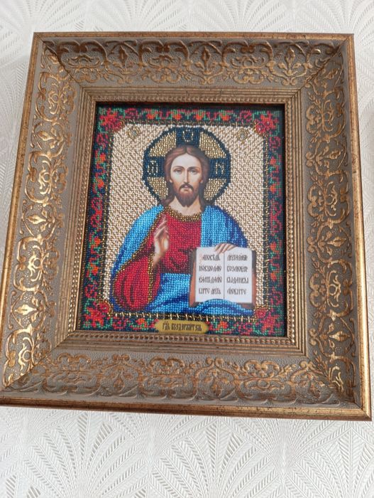 Продам иконы из бисера