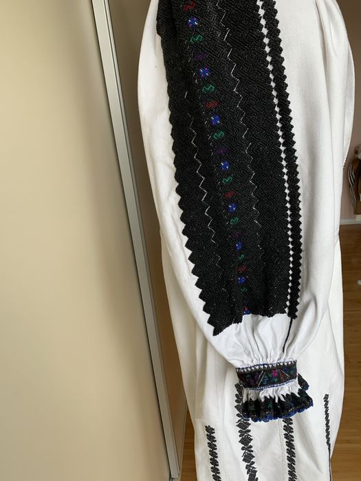 Camasa veche padureneasca