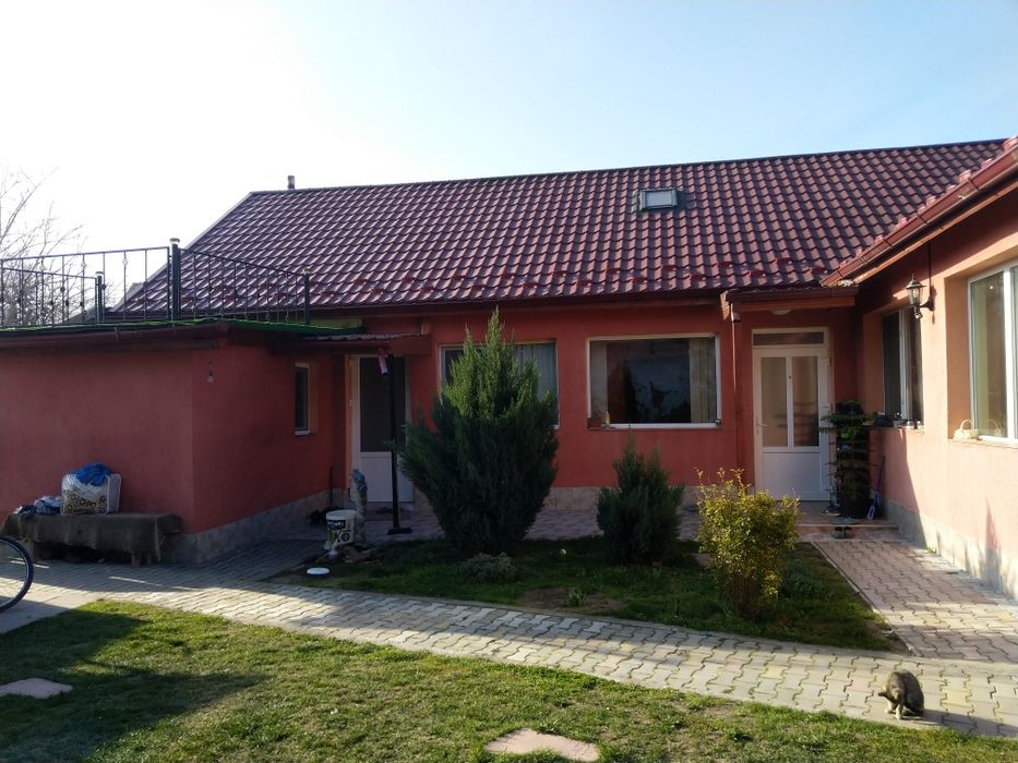 Casa de închiriat!!