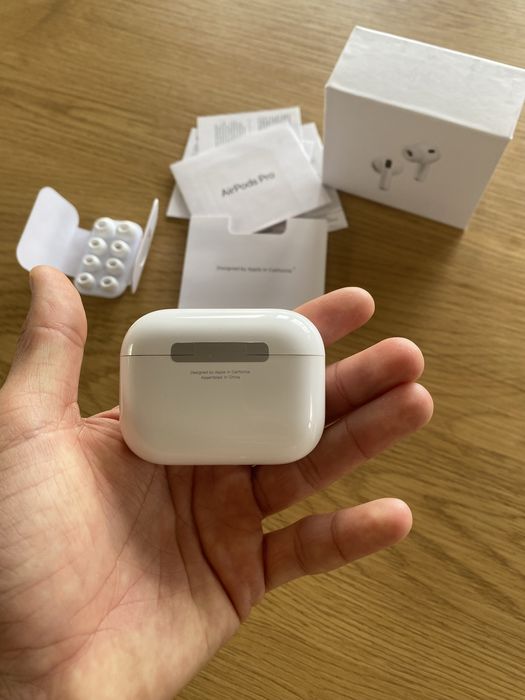 AirPods Pro 3 Sigilate cu Factura IStyle