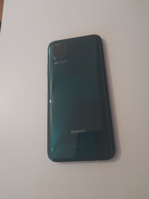 Vând telefon Huawei P40 lite