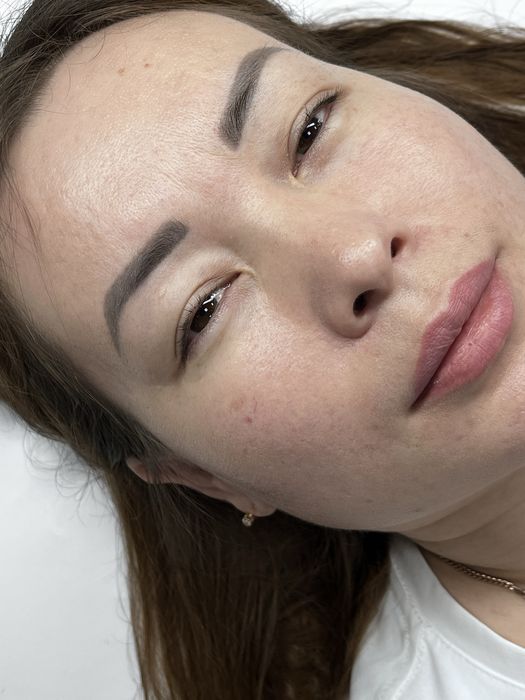 Оформление бровей, ламинирование ресниц