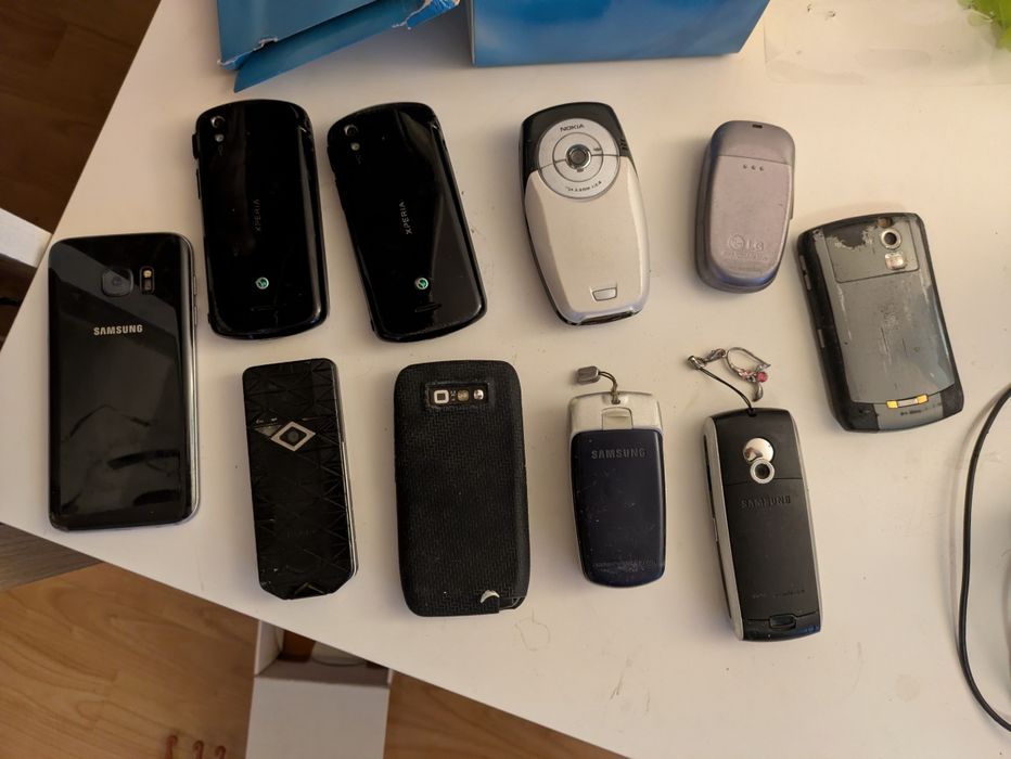 Telefoane mobile vechi Nokia sagem Sony Ericsson etc