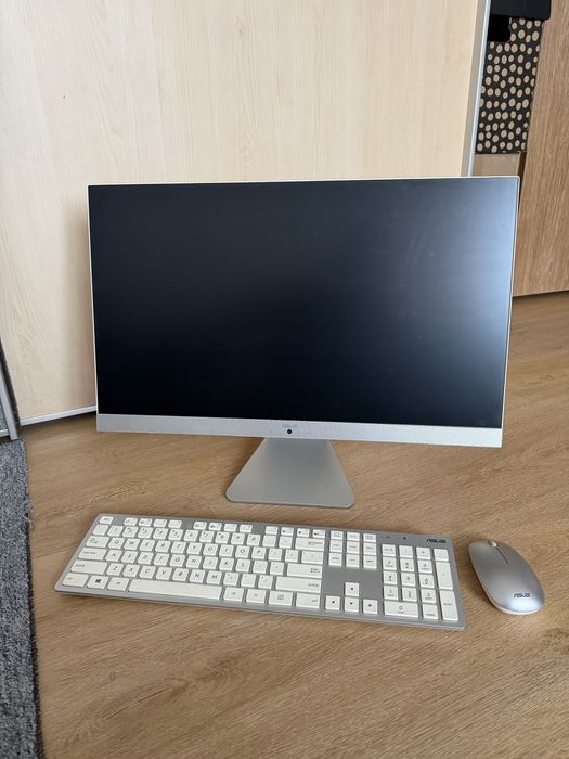 ASUS All-in-One 23.8” Full HD – Ryzen 5, 8GB RAM, SSD 512GB