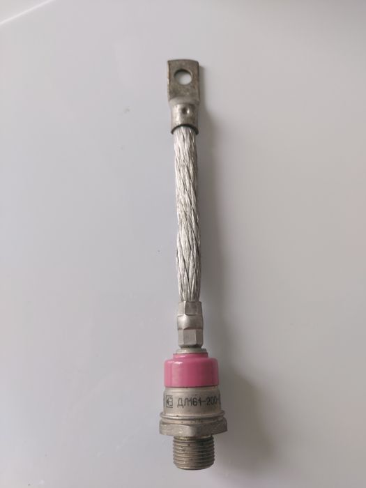 Диод силовой ДЛ161-200