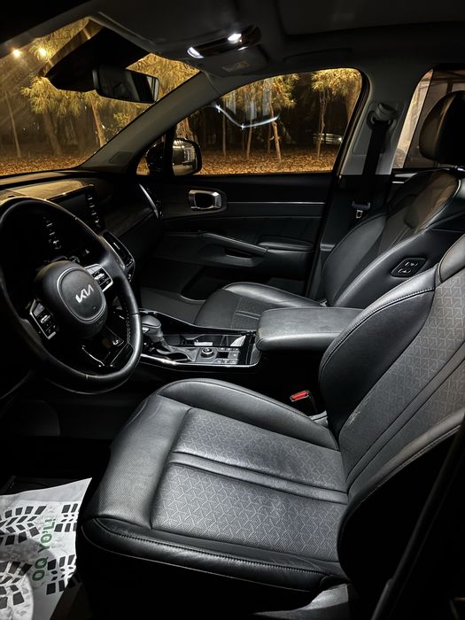 Kia Sorento 2023 yil qora tozza