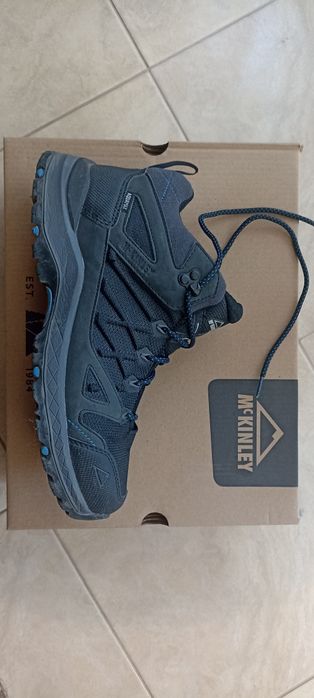 Детски туристически обувки  McKinley  номер 40