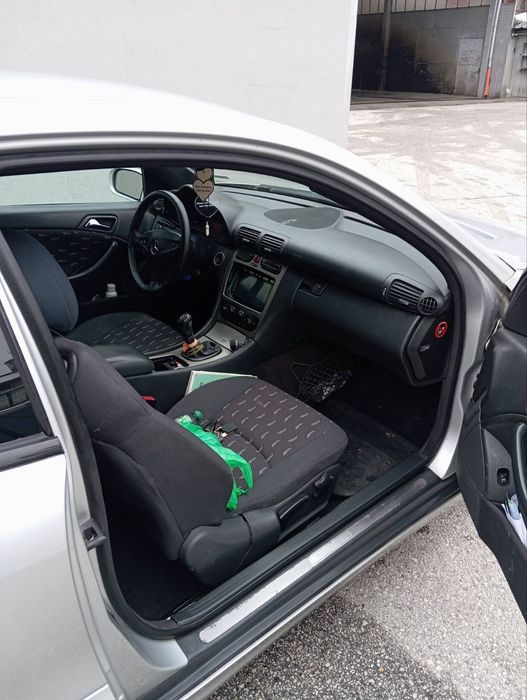 Mercedes-Benz C-Class W203