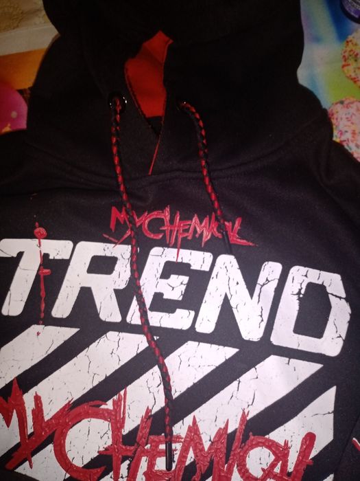 Уникален метал суичер