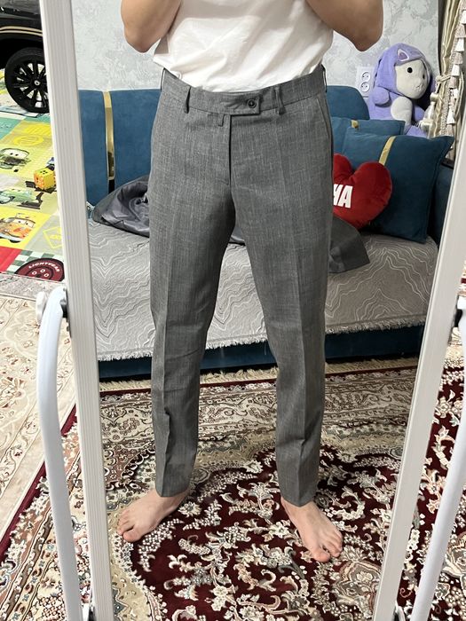 Костюм серый двухбортный