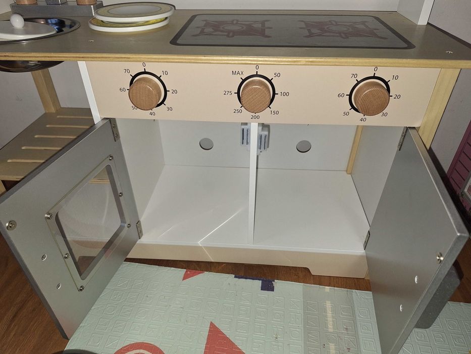 Bucatarie de jucarie din lemn - NOUA!