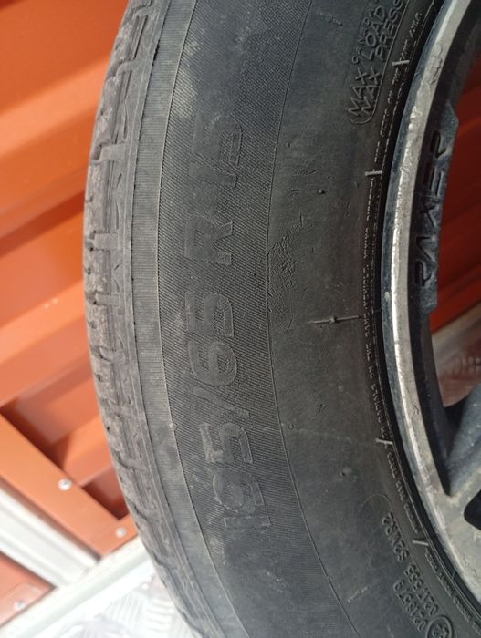 Продам диски с шинами