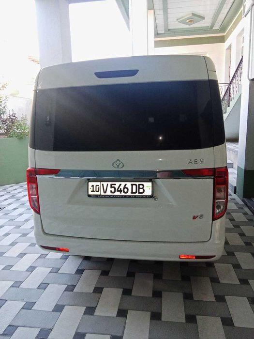 Услуги микроавтобуса. Поездки в горы и другие города Узбекистана