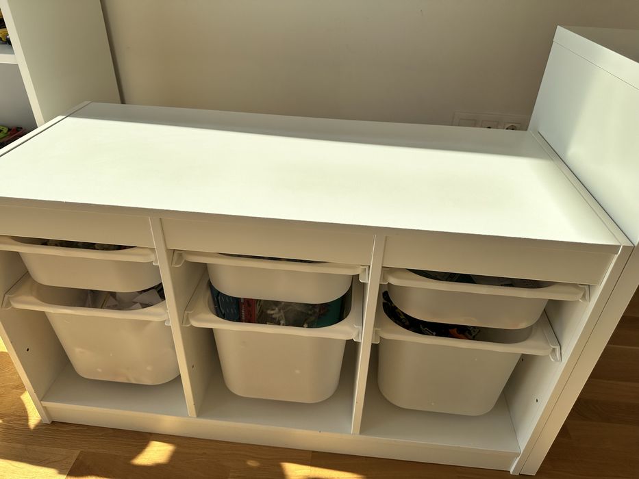 Birou Micke Ikea si ansamblu depozitare