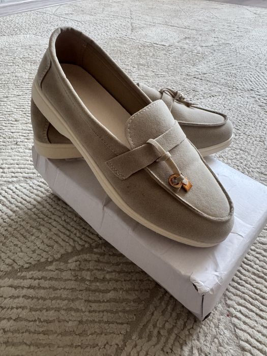 Новая Женская обувь