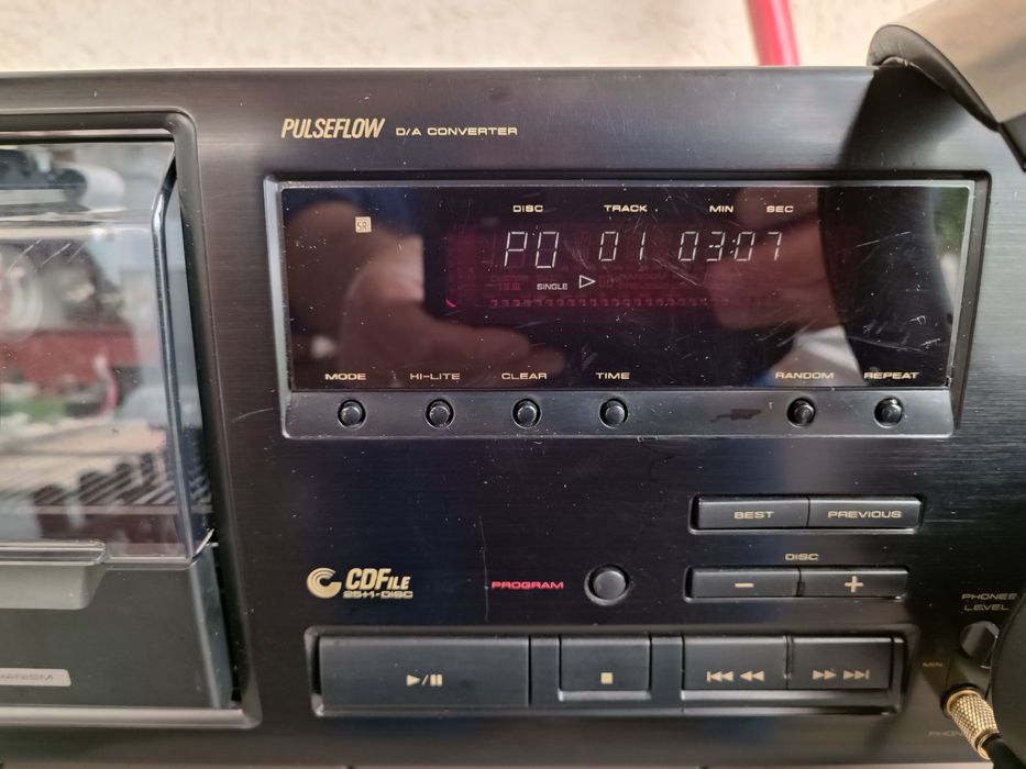 C.D.  player Pioneer