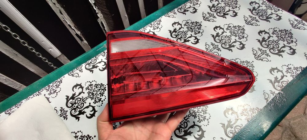 Lampa spate stanga VW Touran 5T 2015 2020 originala Valeo cod 5TA94530