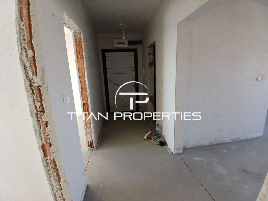 Продава се Тристаен апартамент в Пловдив, Кършияка - 97 кв.м за 2015 €/кв.м - Снимка #9