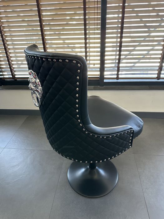 Трапезни столове Лион с 2г гаранция и безплатна доставка до офис