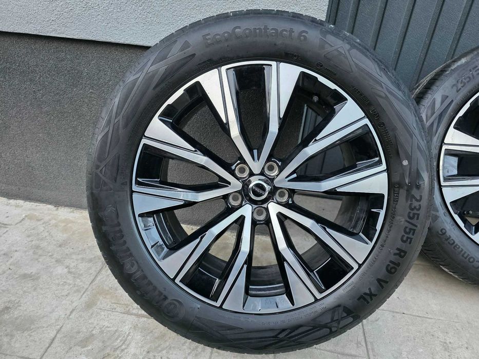 Continental 235 55 19 EcoContact 6 DOT 2023 год 6 мм