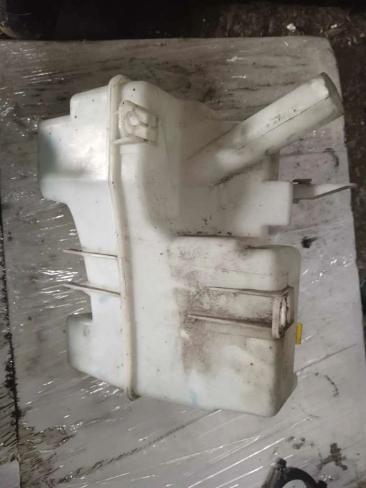 Vas lichid parbriz cu pompita opel antara , chevrolet captiva 20777307