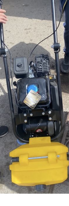 Продаю трамбовку новую