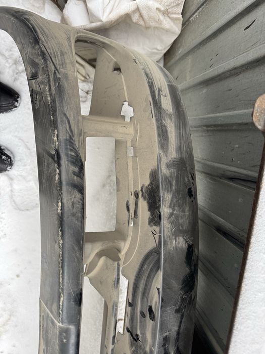 Субару бампер передний