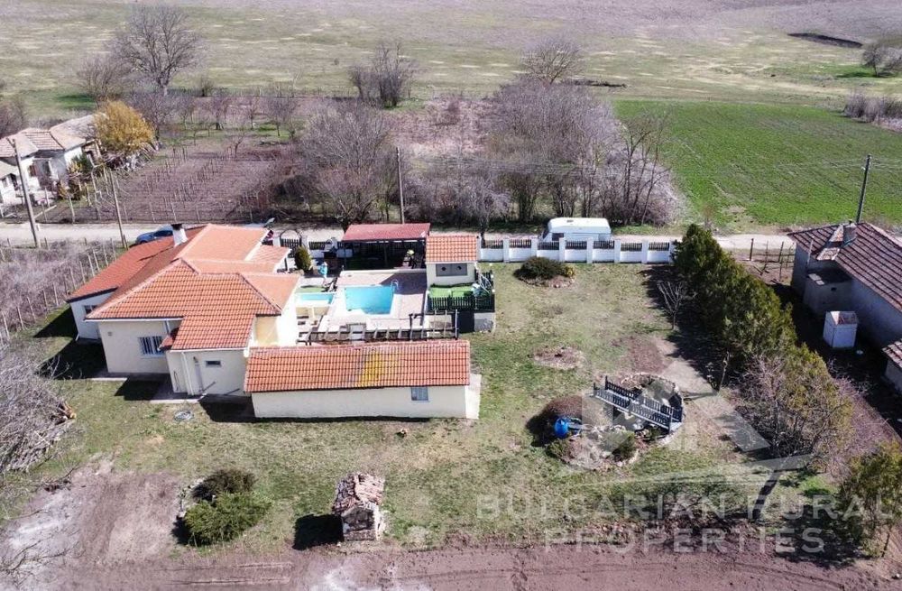 Продава се Къща в с. Добрево, Област Добрич - 110 кв.м за 590 €/кв.м - Снимка #3