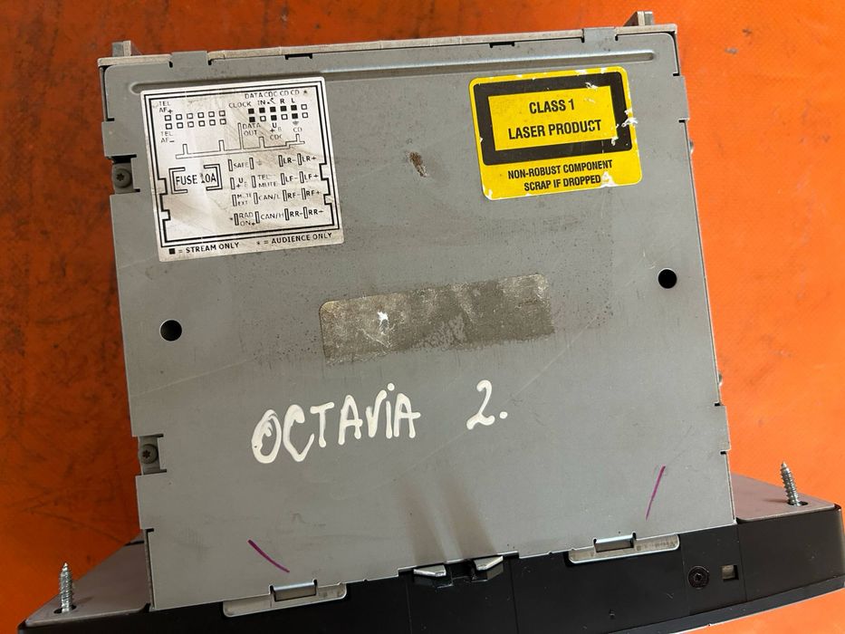 Radio CD Skoda Octavia 2