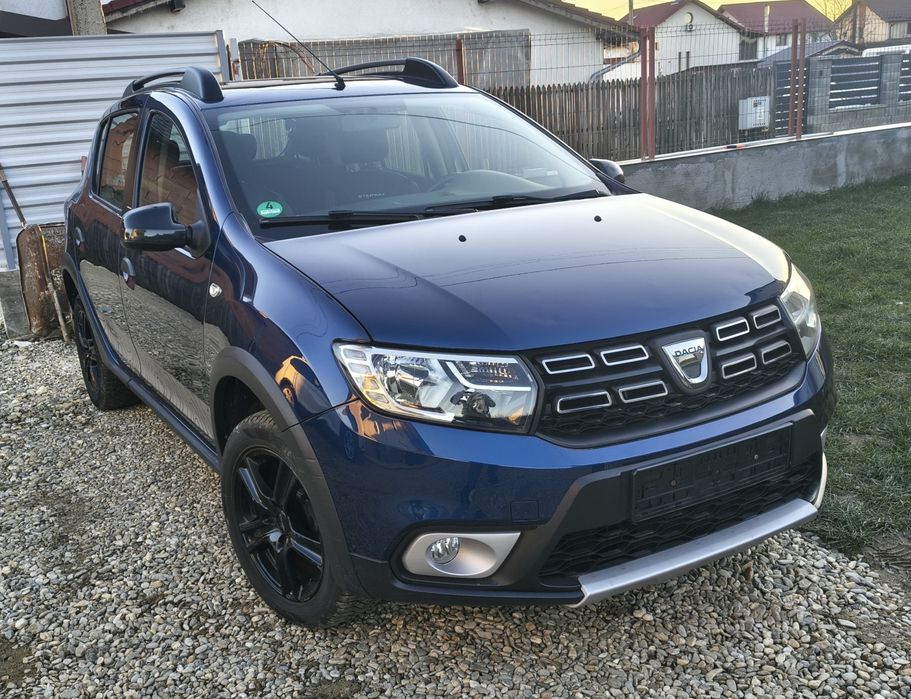 Dacia Sandero Stepway 0898 Celebration