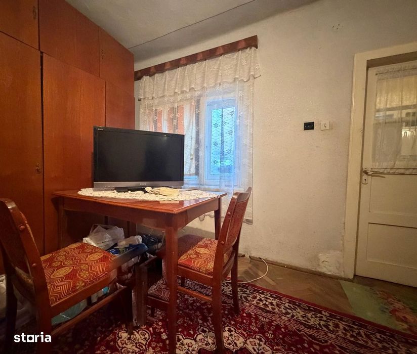 Casă stil vagon cu 3 camere în zona Tomis I, Casa de Cultură Constanța