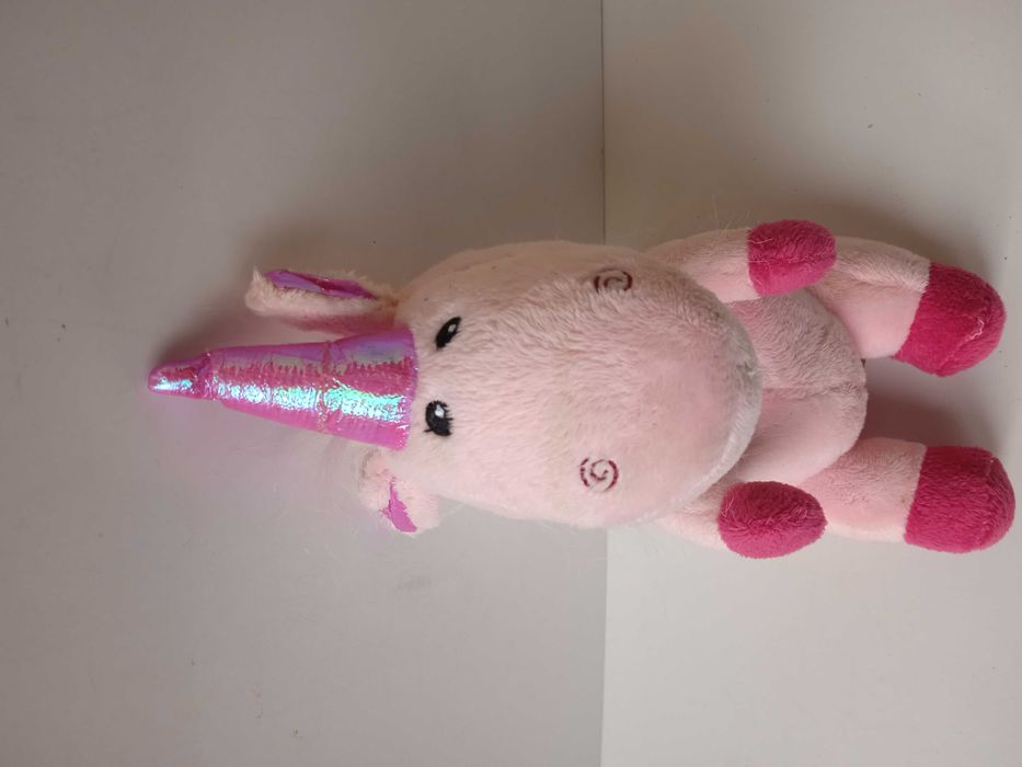 Мекичко розово конче еднорог