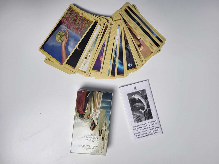 Carti tarot - Tarot of Sacred Feminine - Floreana Nativo