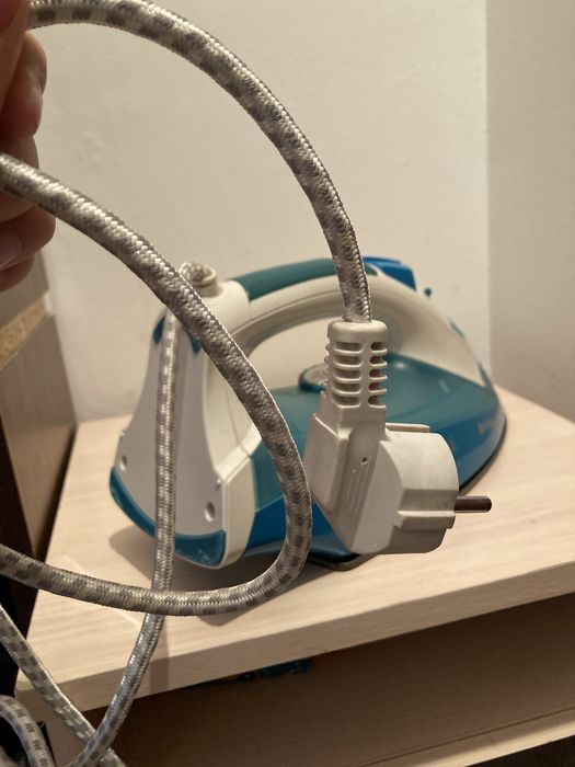 утюг синий