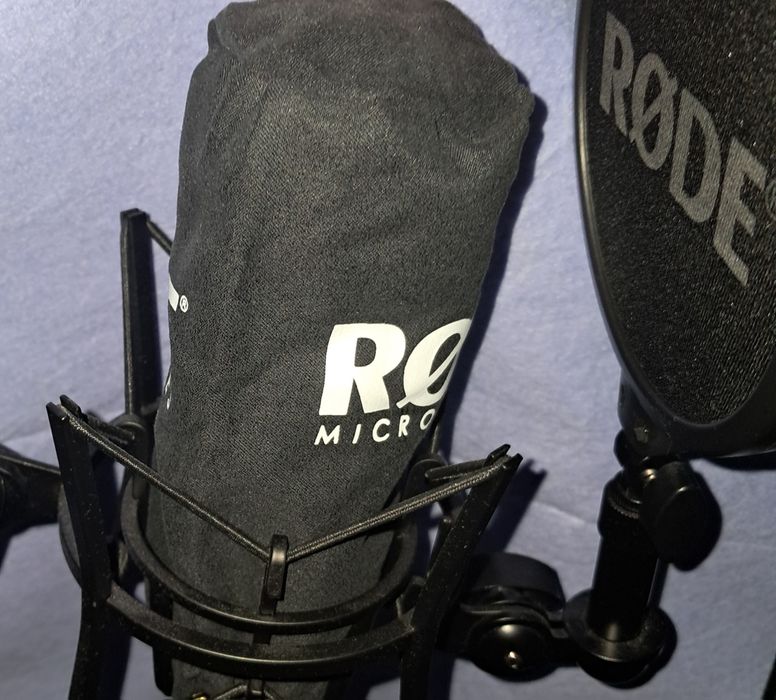 Bundle Studio - Rode NT1-A + DT880 Pro + M50X  + Zoom UAC 232