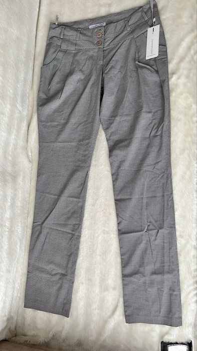 Женские джинсы брюки