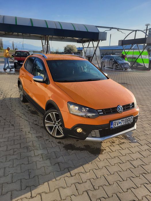Vând Volkswagen  Cross Polo,an 2011, 1.6 diesel