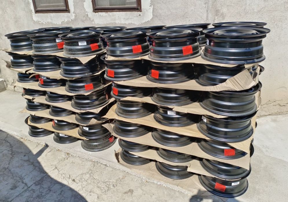 Продам диски на р15 для ваз
