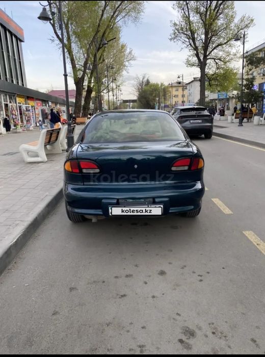 Продам Тойота кавалер. Объем 2.4 автомат