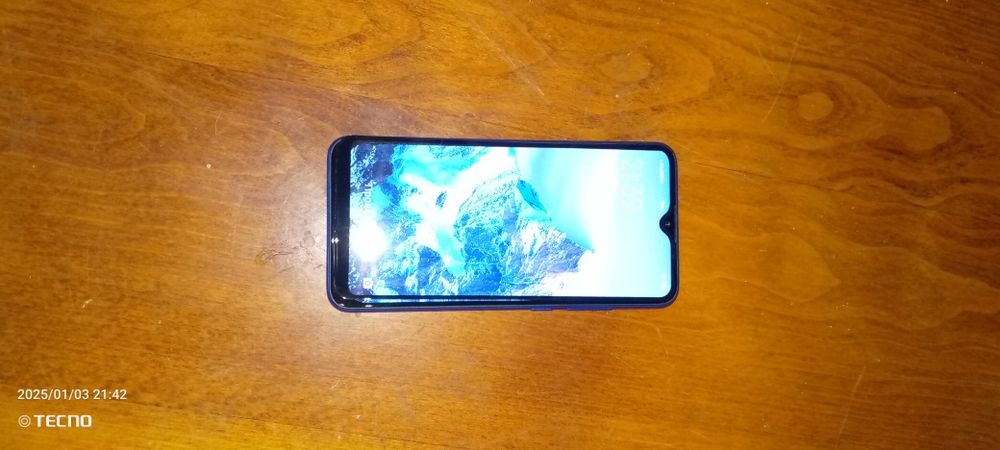 Продаю телефон REDMI 8А-2/32