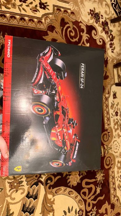 Lego Technic Ferarri sf-24