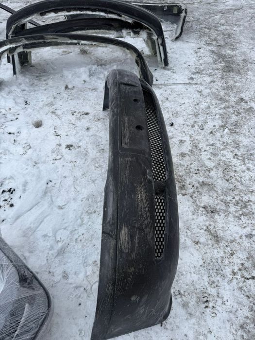 Бампер передний Audi A,8 D 2